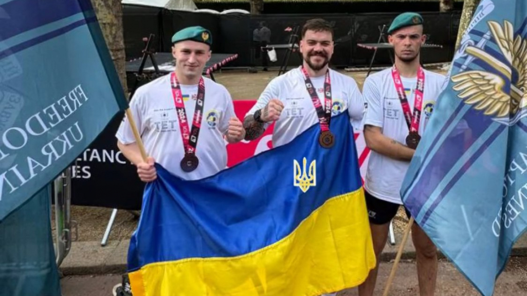 Українські морпіхи з ампутаціями на Лондонському марафоні зібрали понад 20 тис. фунтів на реабілітацію інших військових